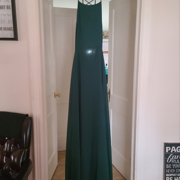 Formal Dress - Picture 2 of 8
